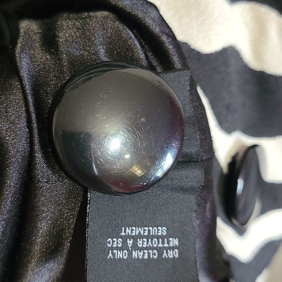 Light zebra coat - Picture 3 of 3